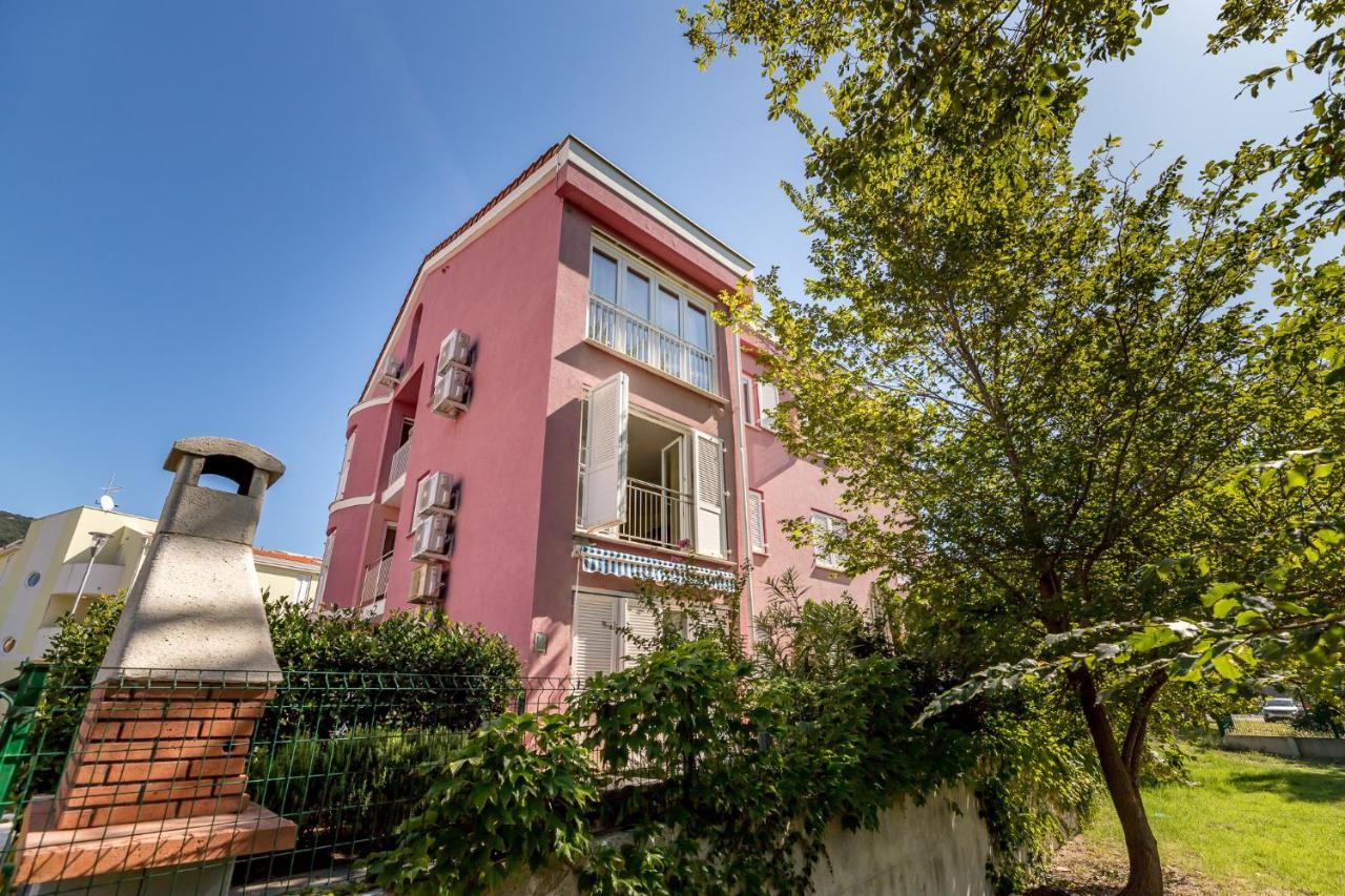 באסקה Apartments Lovorka מראה חיצוני תמונה