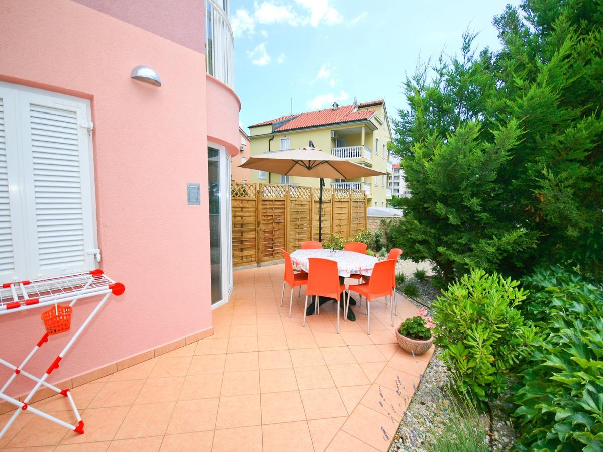 באסקה Apartments Lovorka מראה חיצוני תמונה